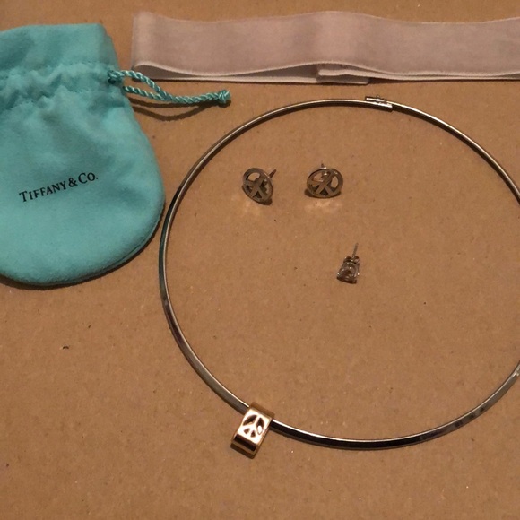 π₯3/$18π₯ EUC JEWELRY BUNDLE - Picture 2 of 2